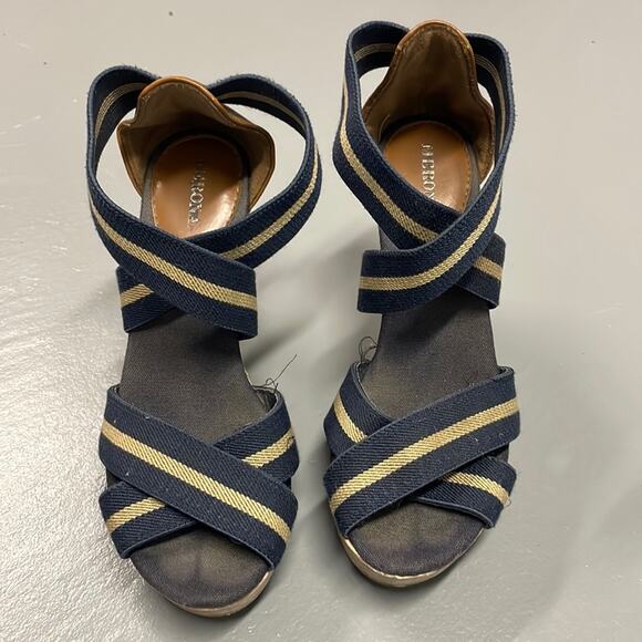 Merona Strappy Sandals Size 6 - Picture 1 of 6